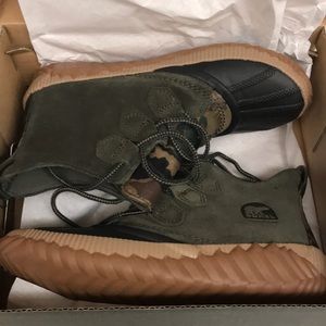 Sorel waterproof boots